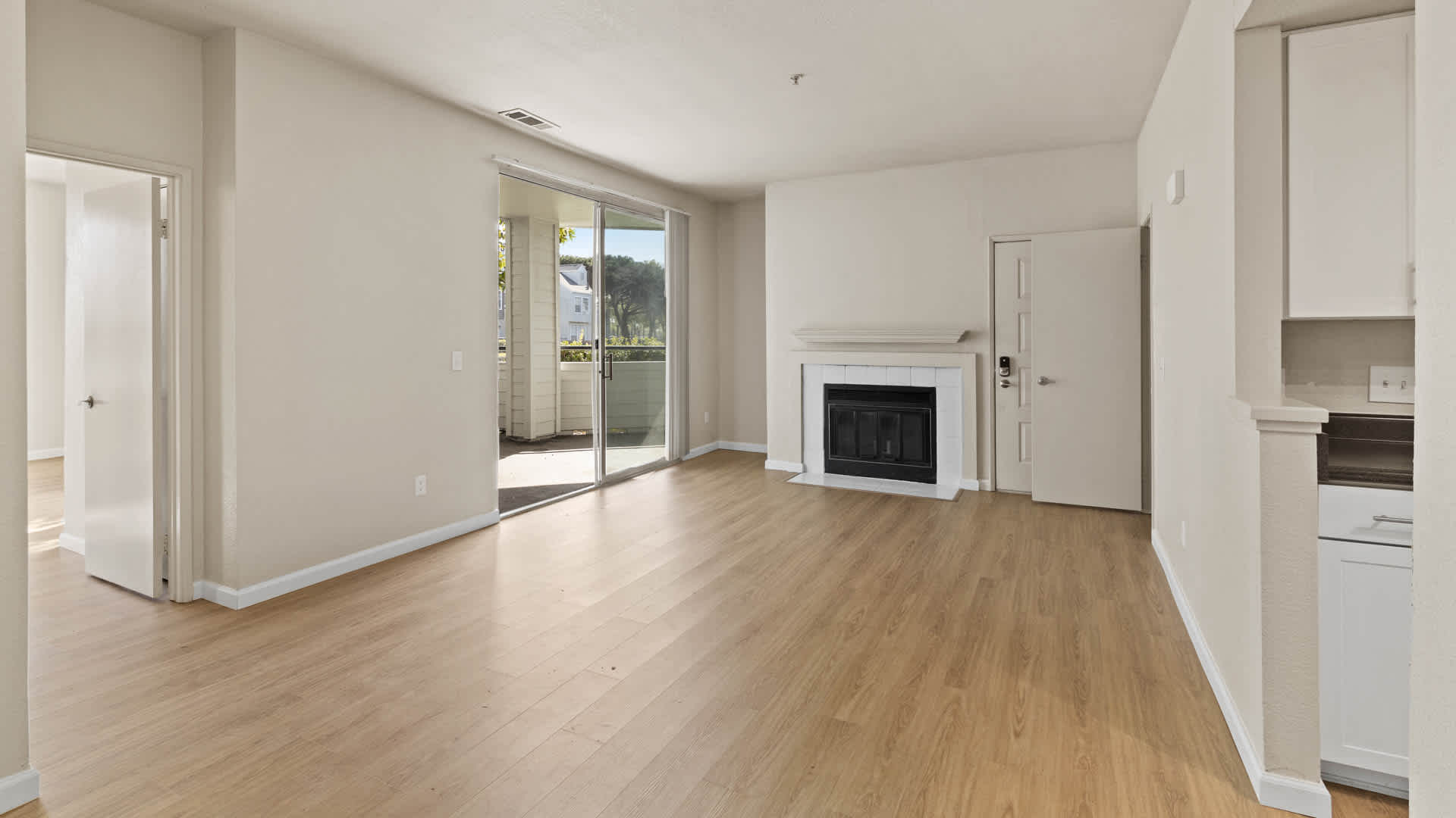Schooner Bay Apartment Homes – photo 4