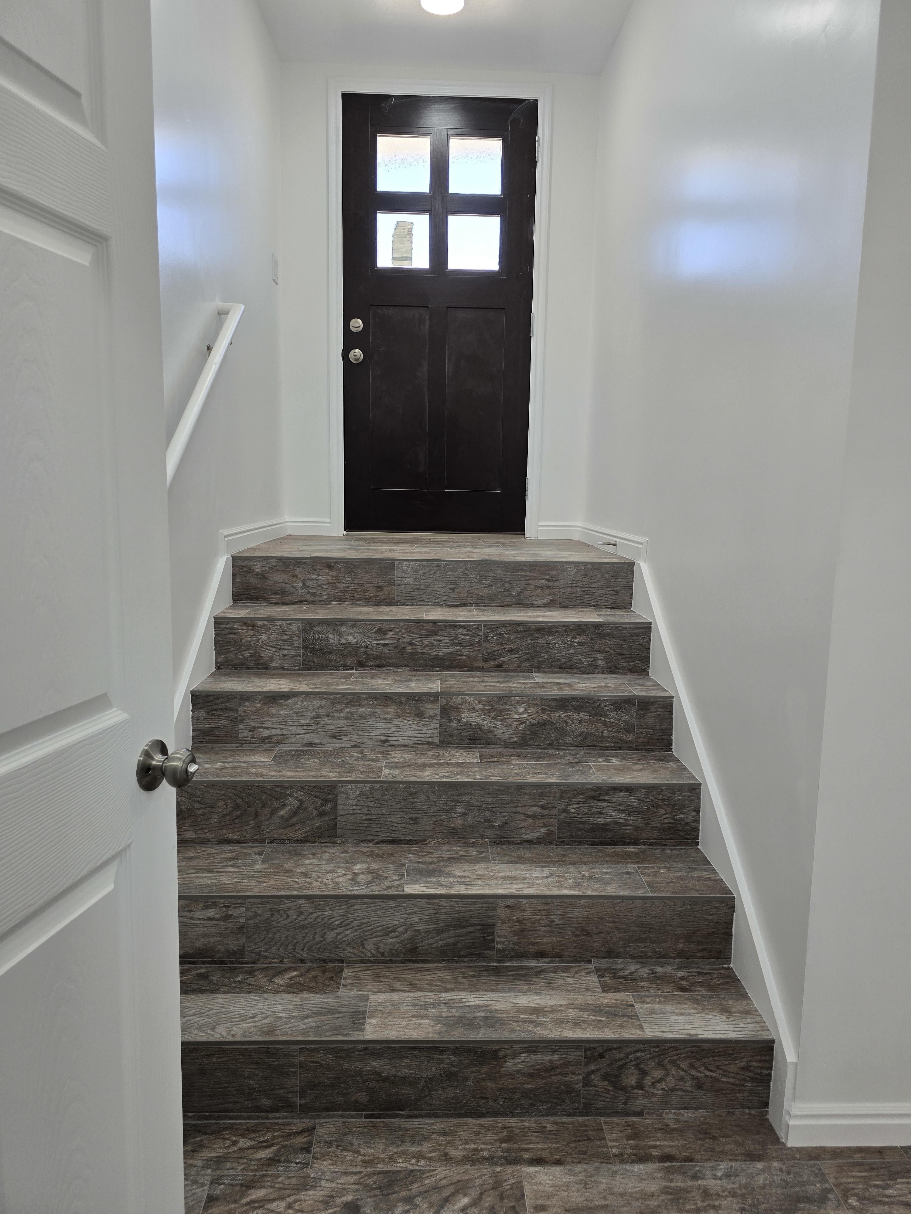 114 100 E – photo 1