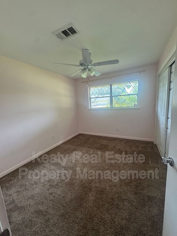 214 Dover Dr – photo 5