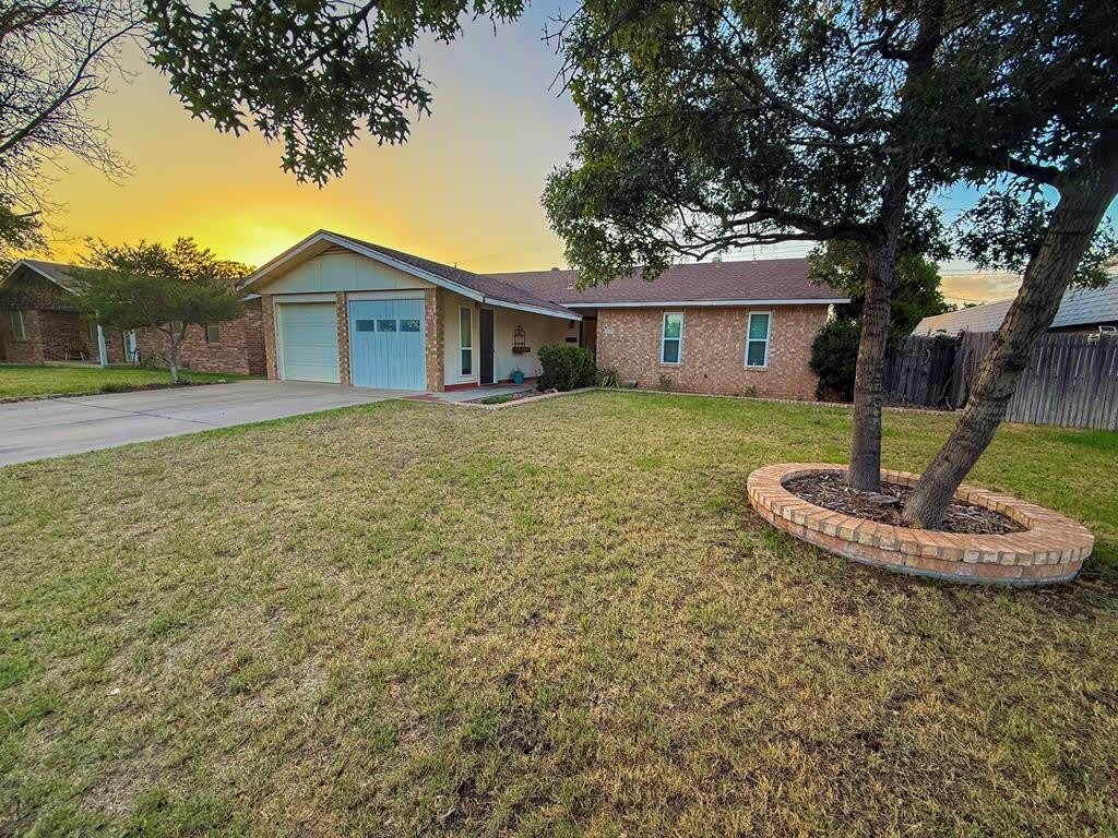 2605 Cambridge St – photo 1