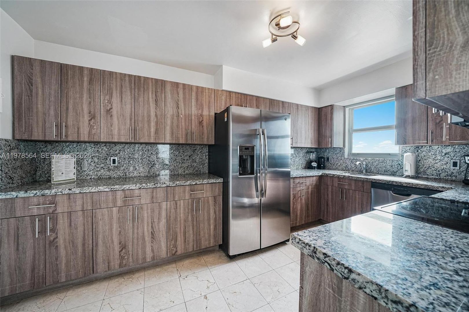 5101 Collins Avenue 11B, Miami Beach, FL 33140 – photo 2