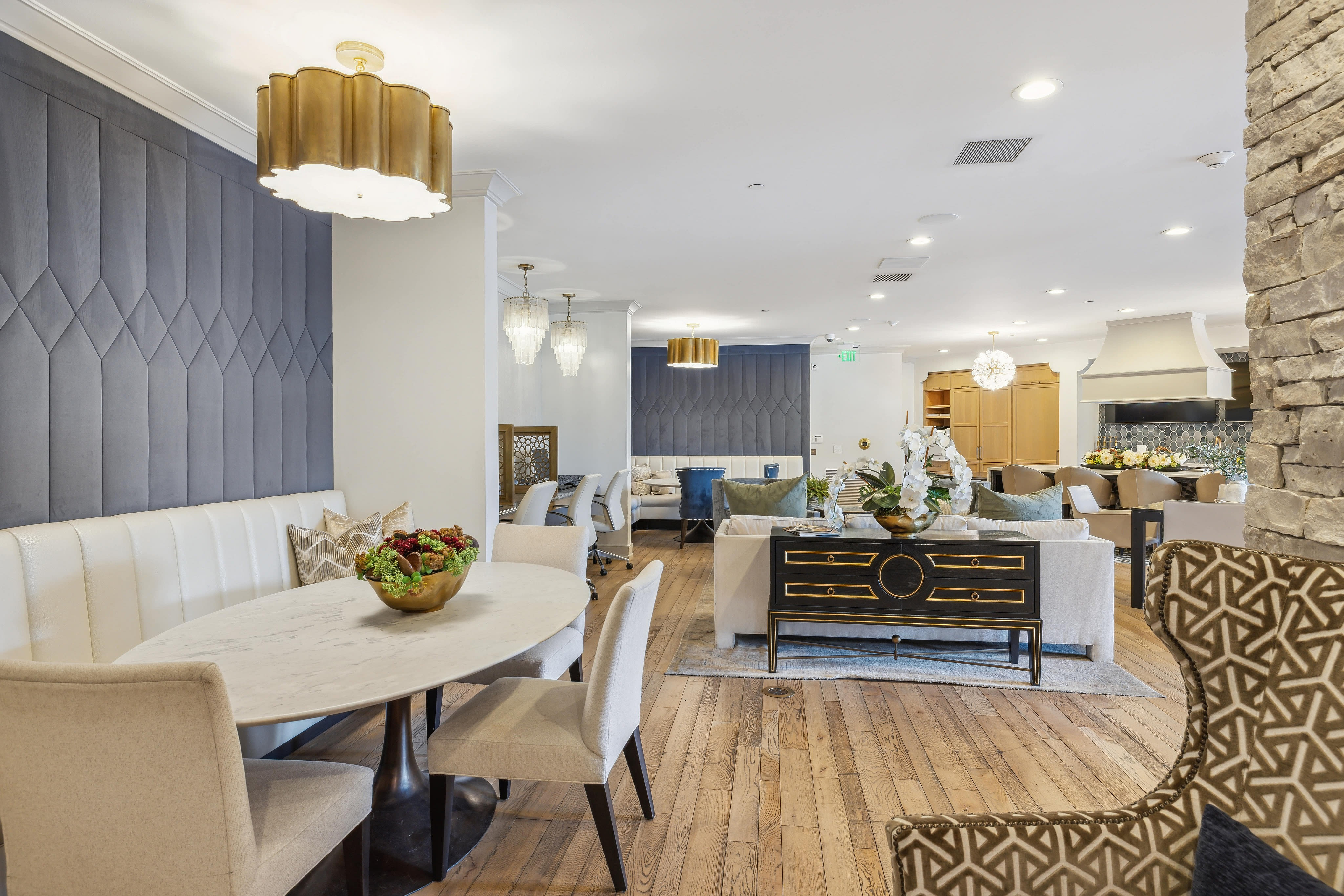 Luxe at the Highlands – photo 4