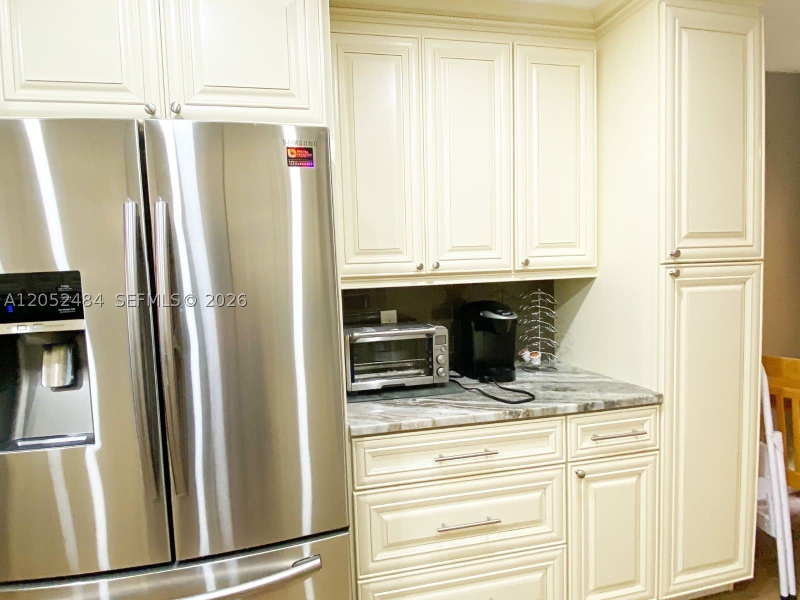 437 Prestwick Ln – photo 4