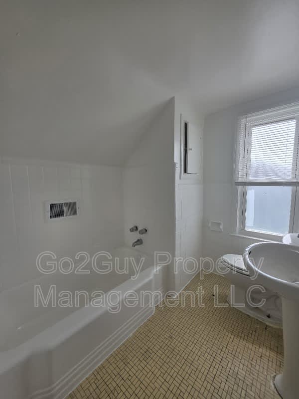 5728 Bedford – photo 5