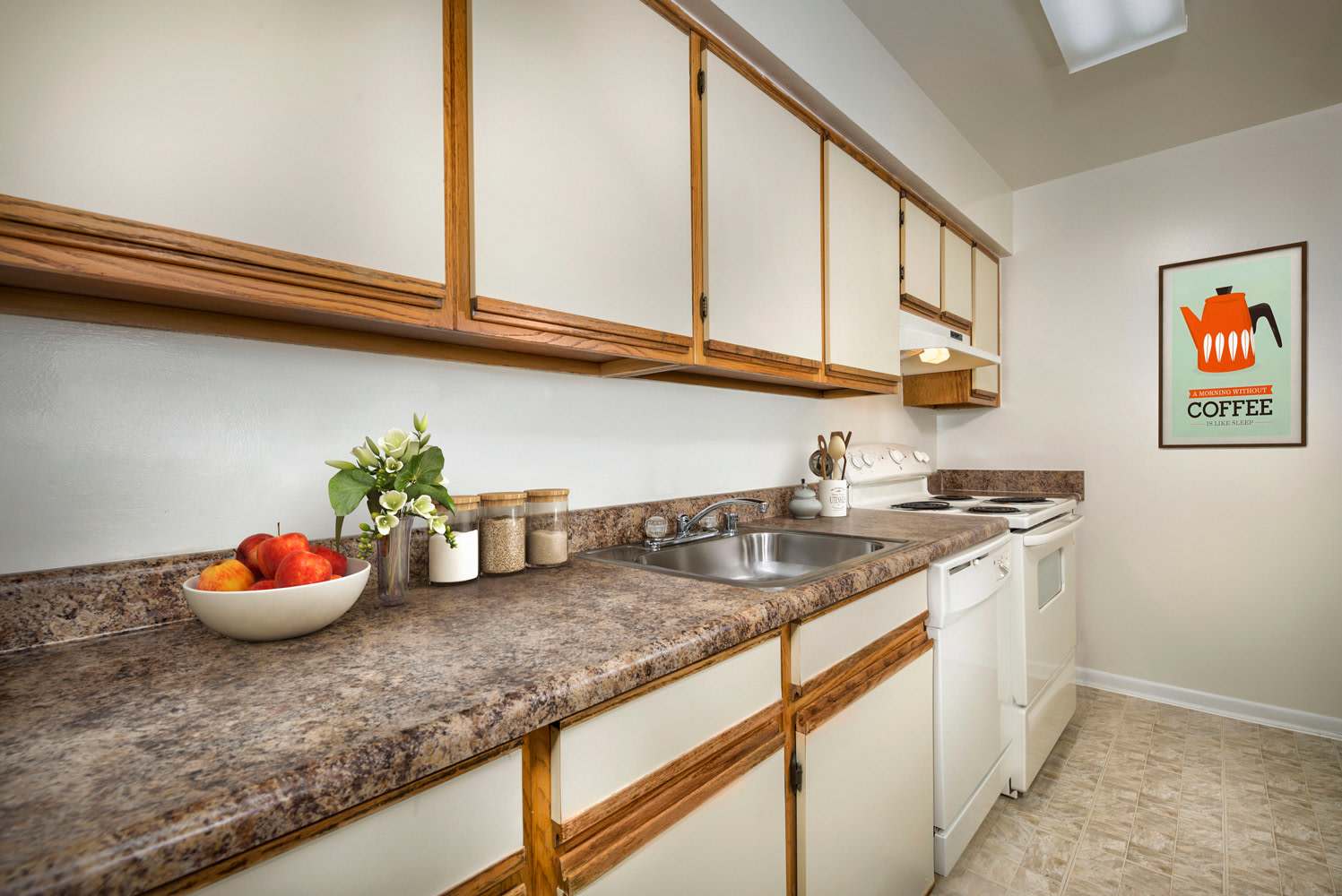 Seneca Club Apartments – photo 3