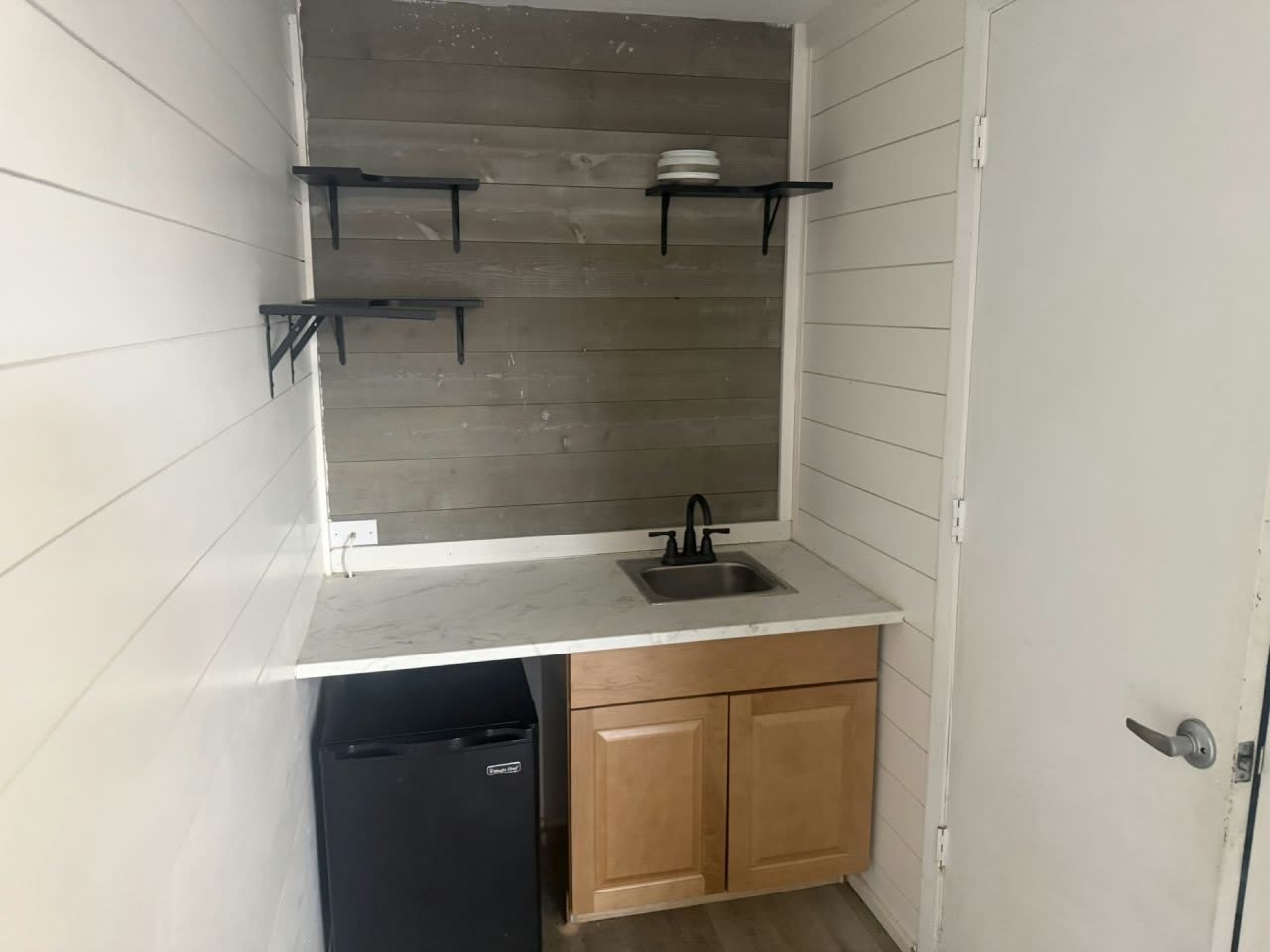 1419 26th Avenue W Studio 2 – photo 3
