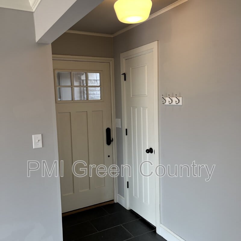 5428 E 25th Pl – photo 4