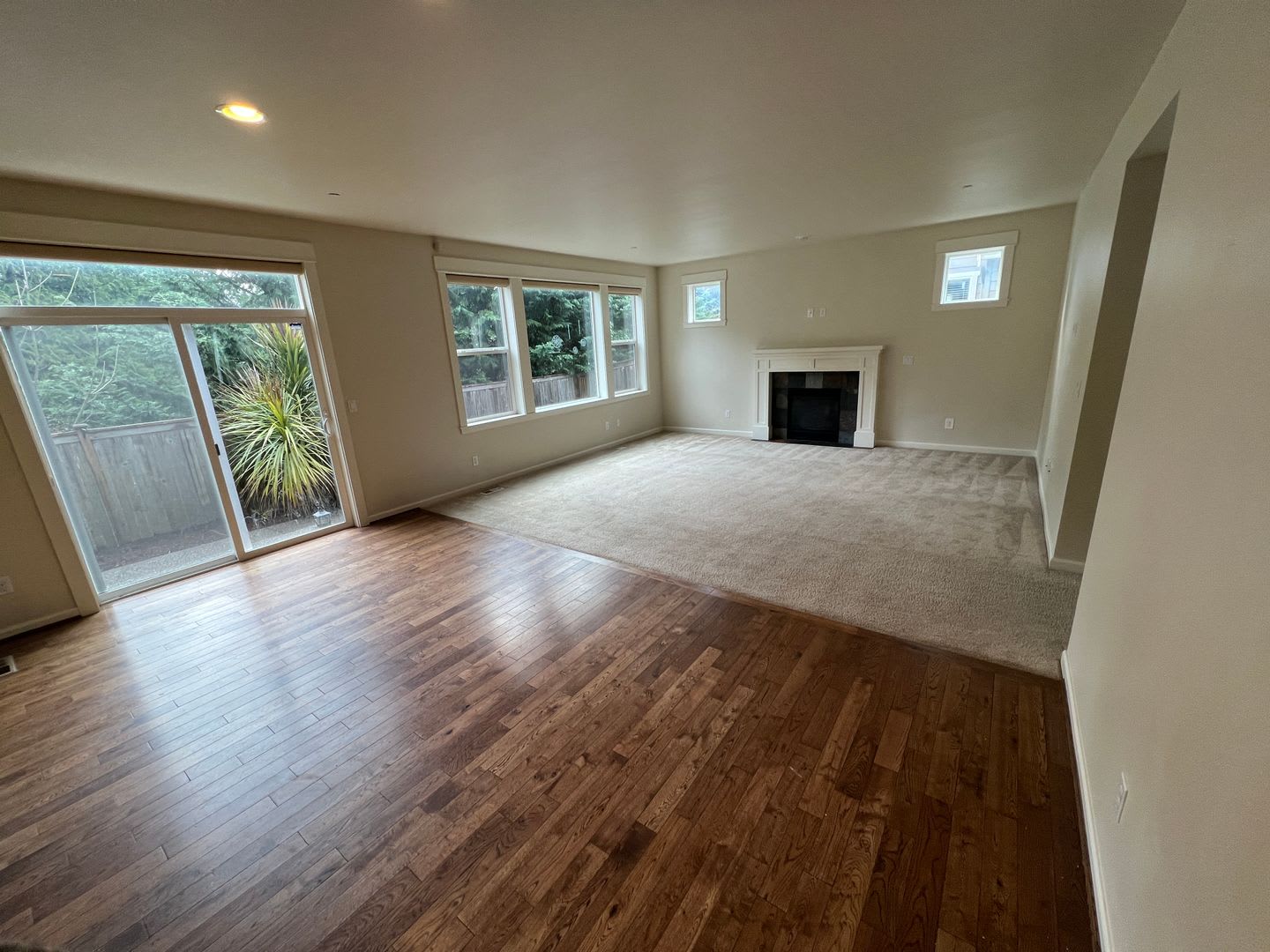 Spacious 5-Bed, 2.5-Bath Single-Family Home in Redmond – photo 5
