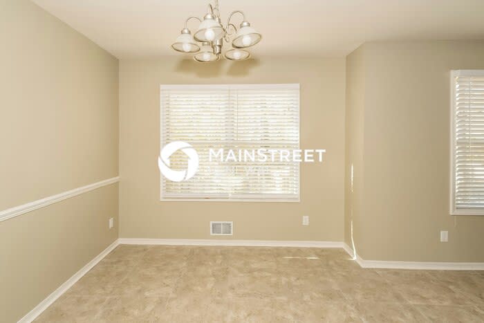 1525 Pine Tree Drive – photo 4