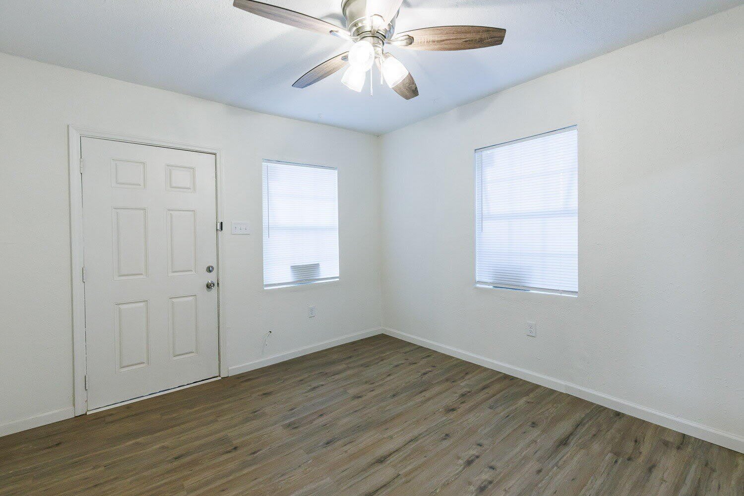 1923 21st Street – photo 4