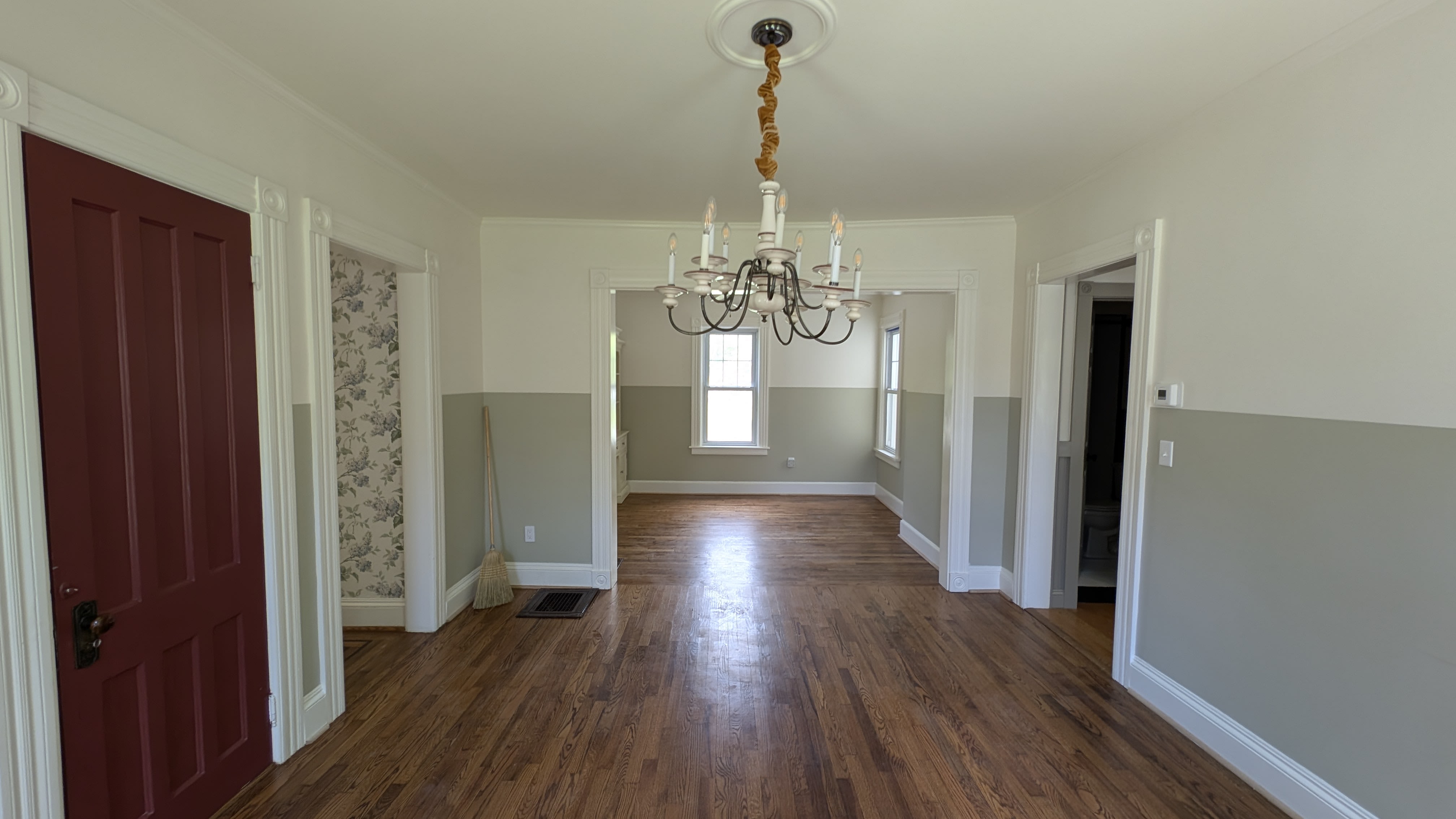 16 Glen Road – photo 2