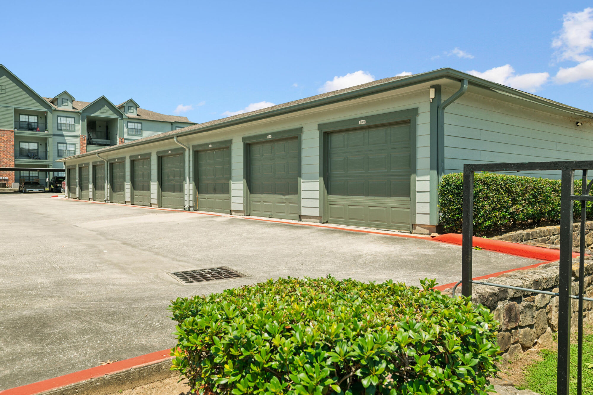 Lakeshore Villas – photo 4