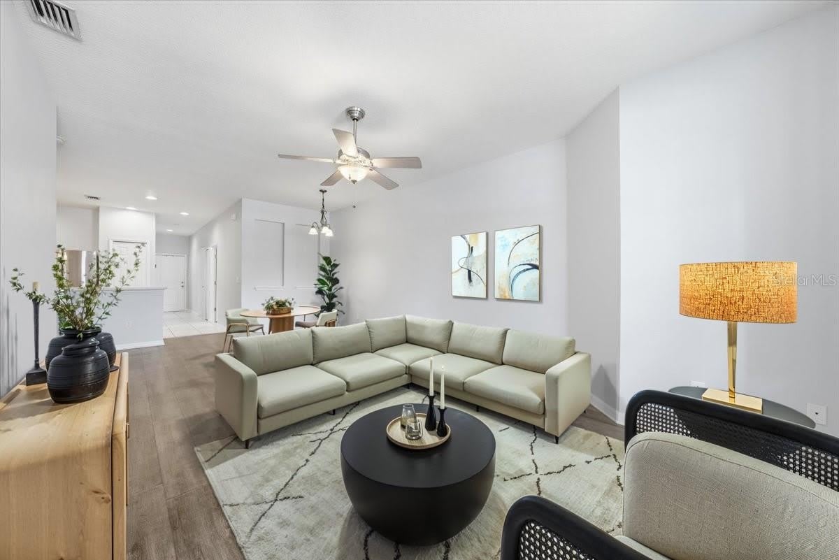 9508 W PARK VILLAGE Drive – photo 3