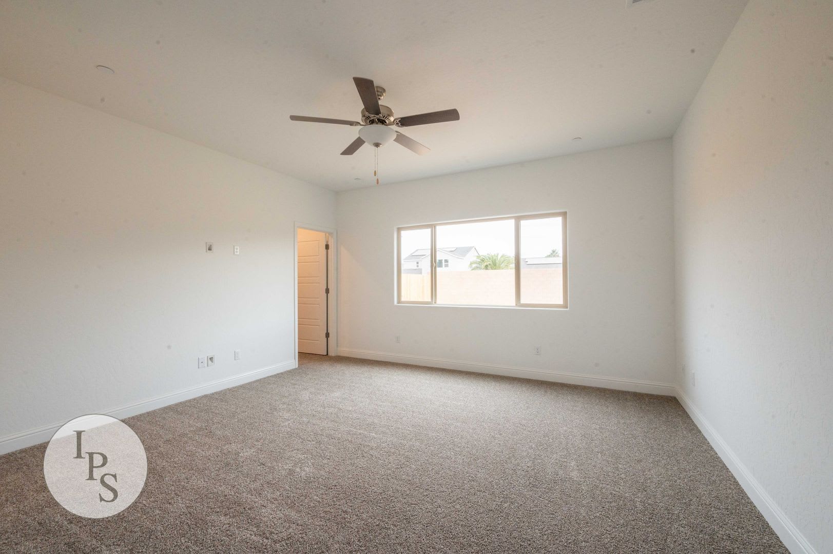 2022 South/East Fresno Home, 4BR/2BA – photo 1