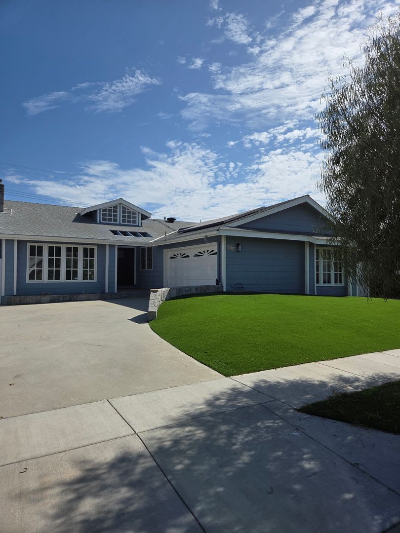 4 Bedroom 2 baths remodeled home – photo 3