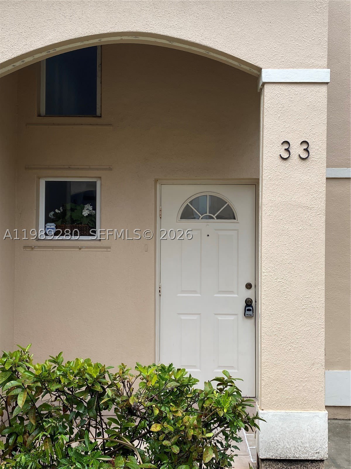 543 Racquet Club Rd – photo 2
