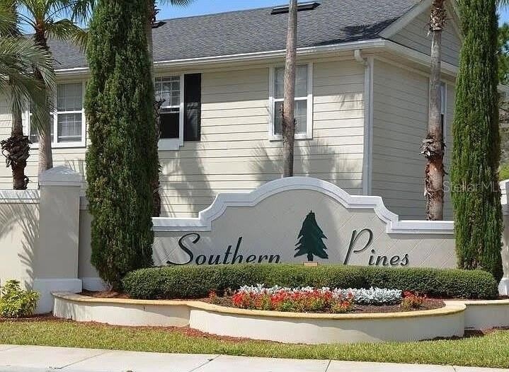 1301 EASTERN PECAN Place – photo 3