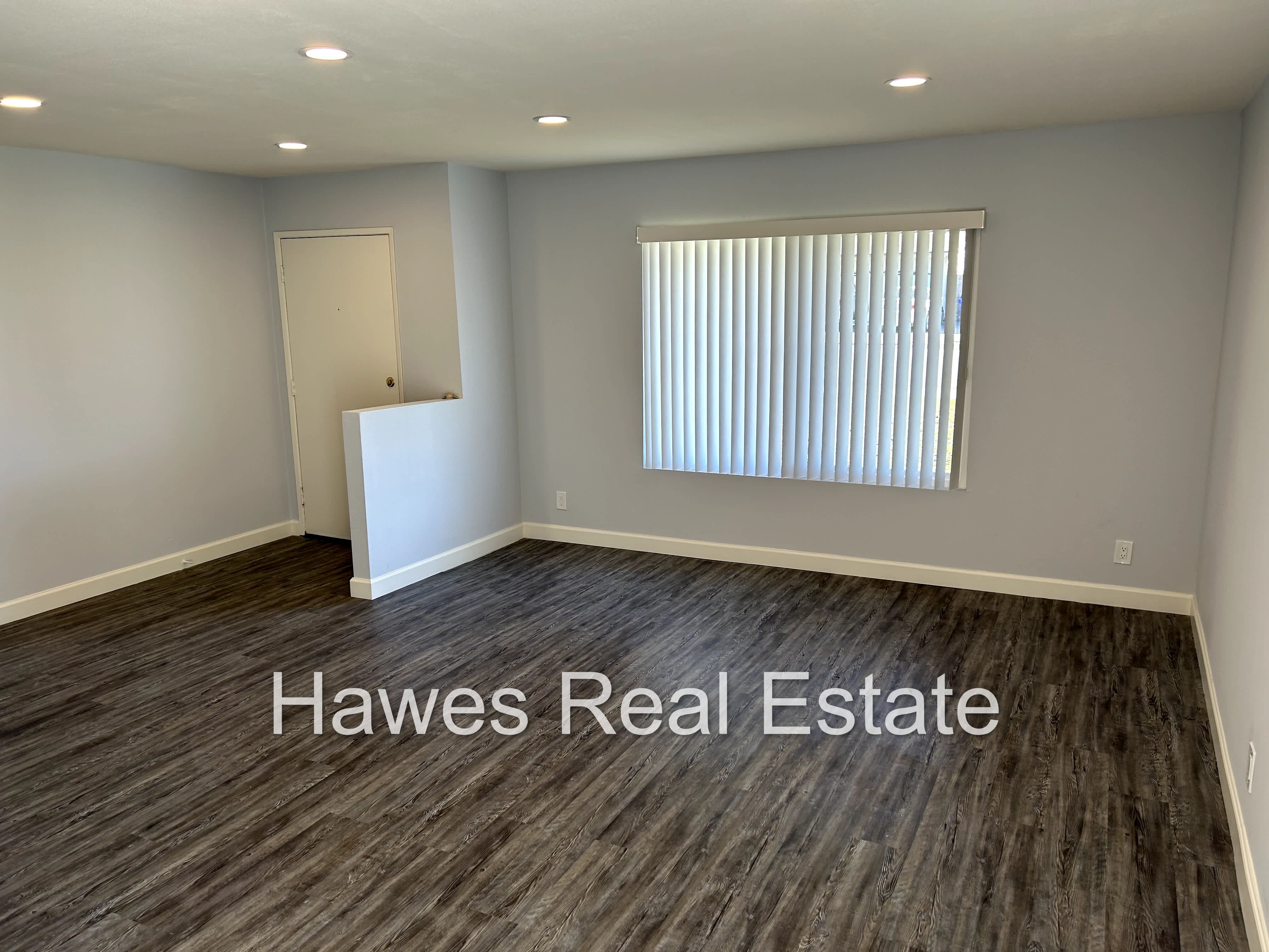 9324 Ramona Ave – photo 4