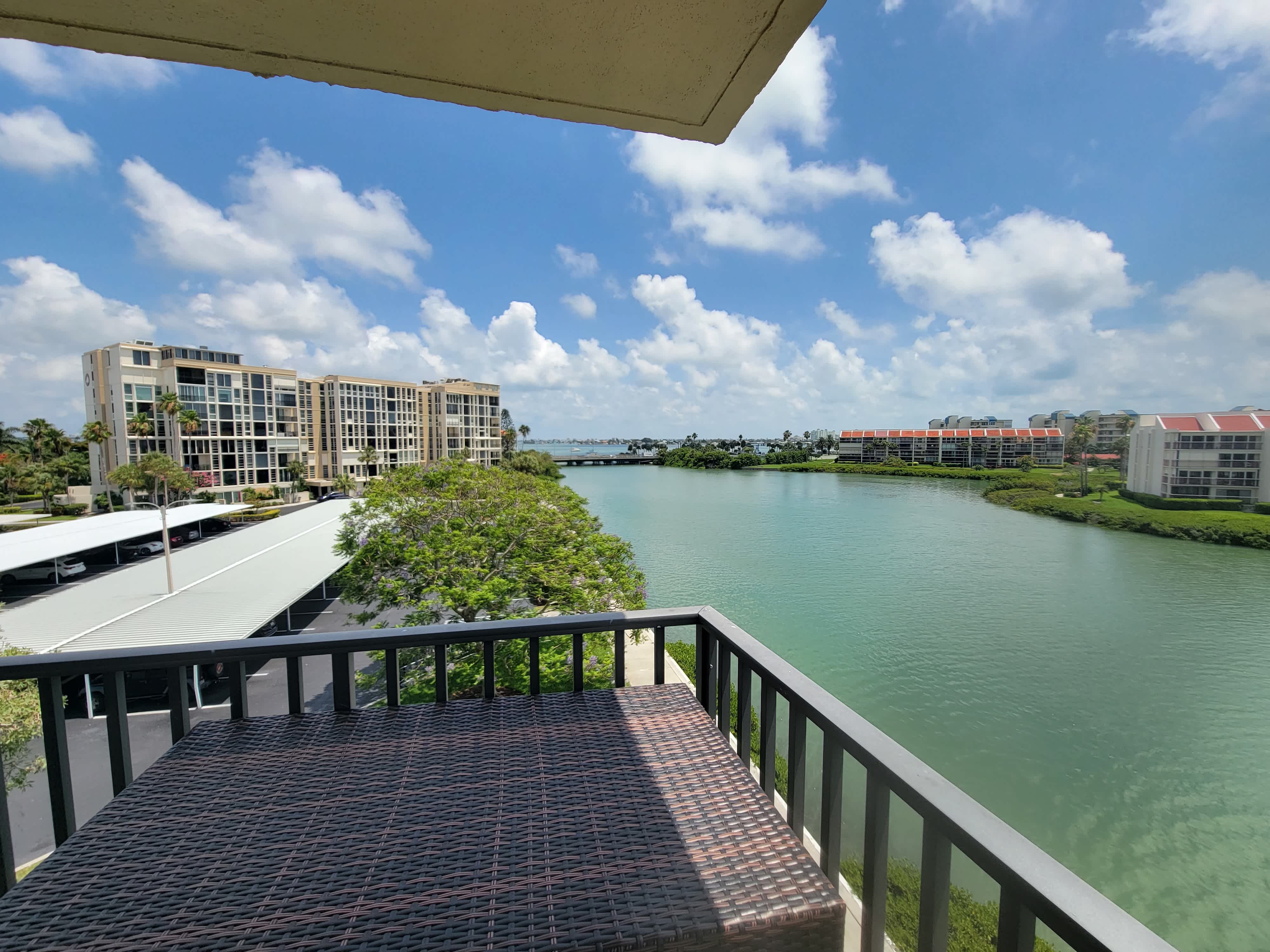 7600 Sun Island Dr S Apt 408 – photo 2