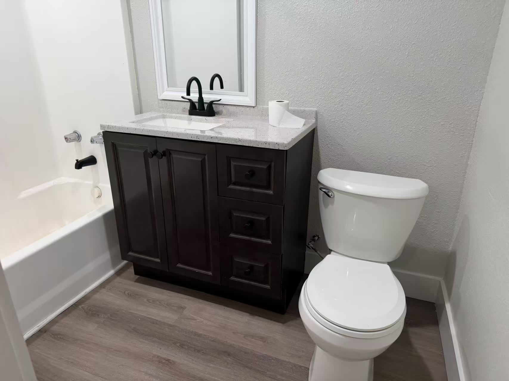 207 Austin Street – photo 3