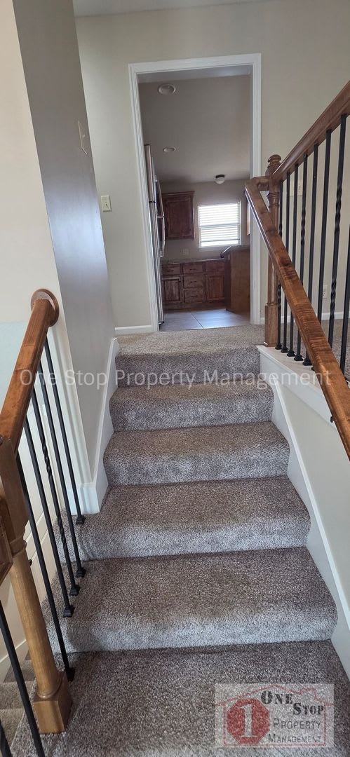 Beautiful 4 bedroom, 3 bathroom home in Raymore! – photo 3