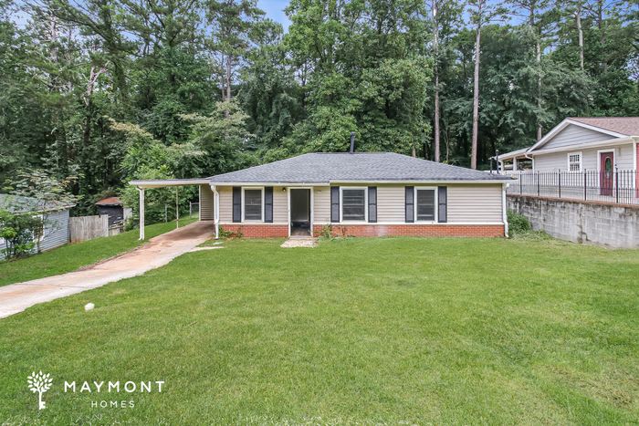 1044 Valley View Road Southeast – photo 1
