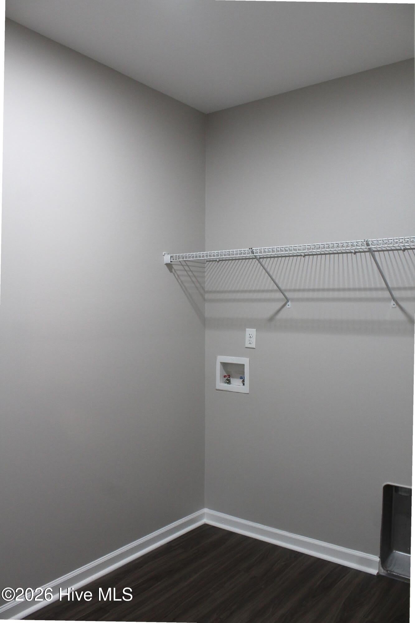 221 Seville Street – photo 5