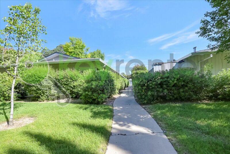 6705 Greenback Lane – photo 4