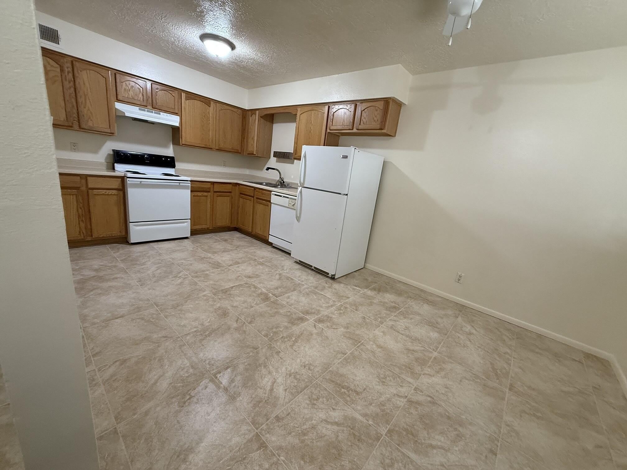 3101 Pennsylvania Street Ne – photo 3