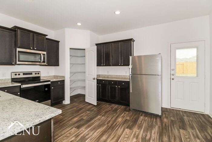 217 Wincanton Lane – photo 5
