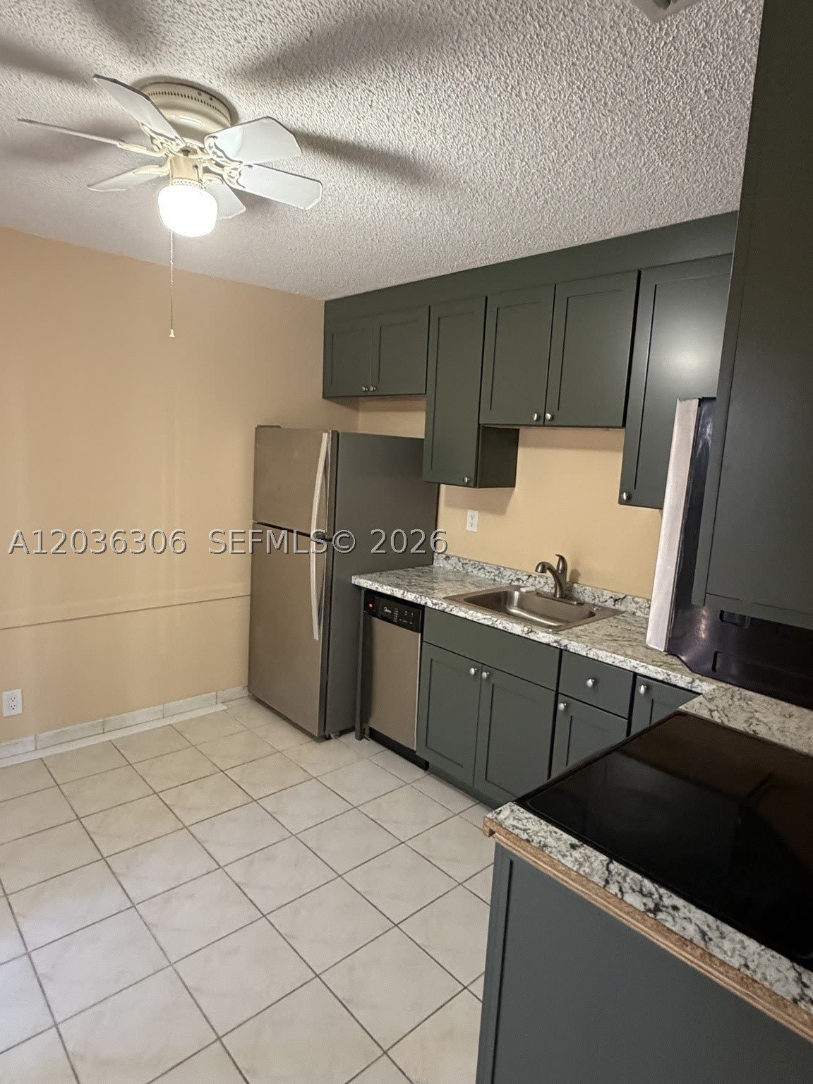 812 Ne 2Nd St – photo 3