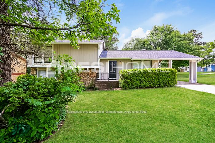 3011 Woodfield Drive – photo 1