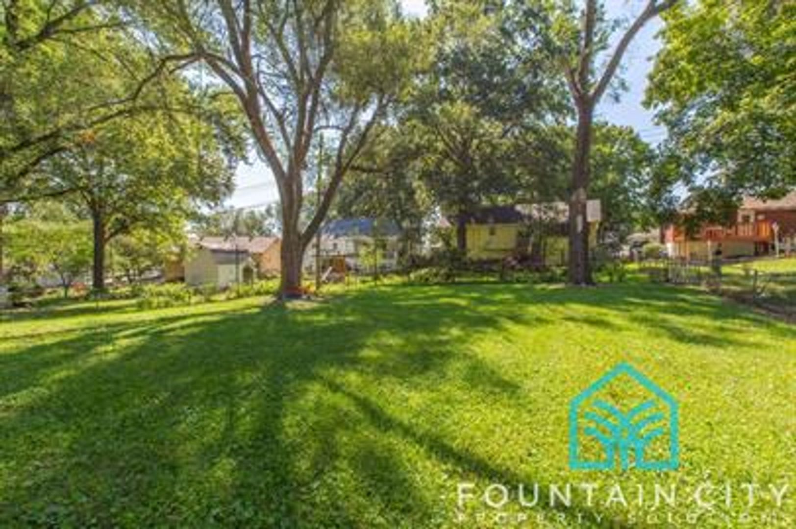 405 Hooke Ave – photo 5