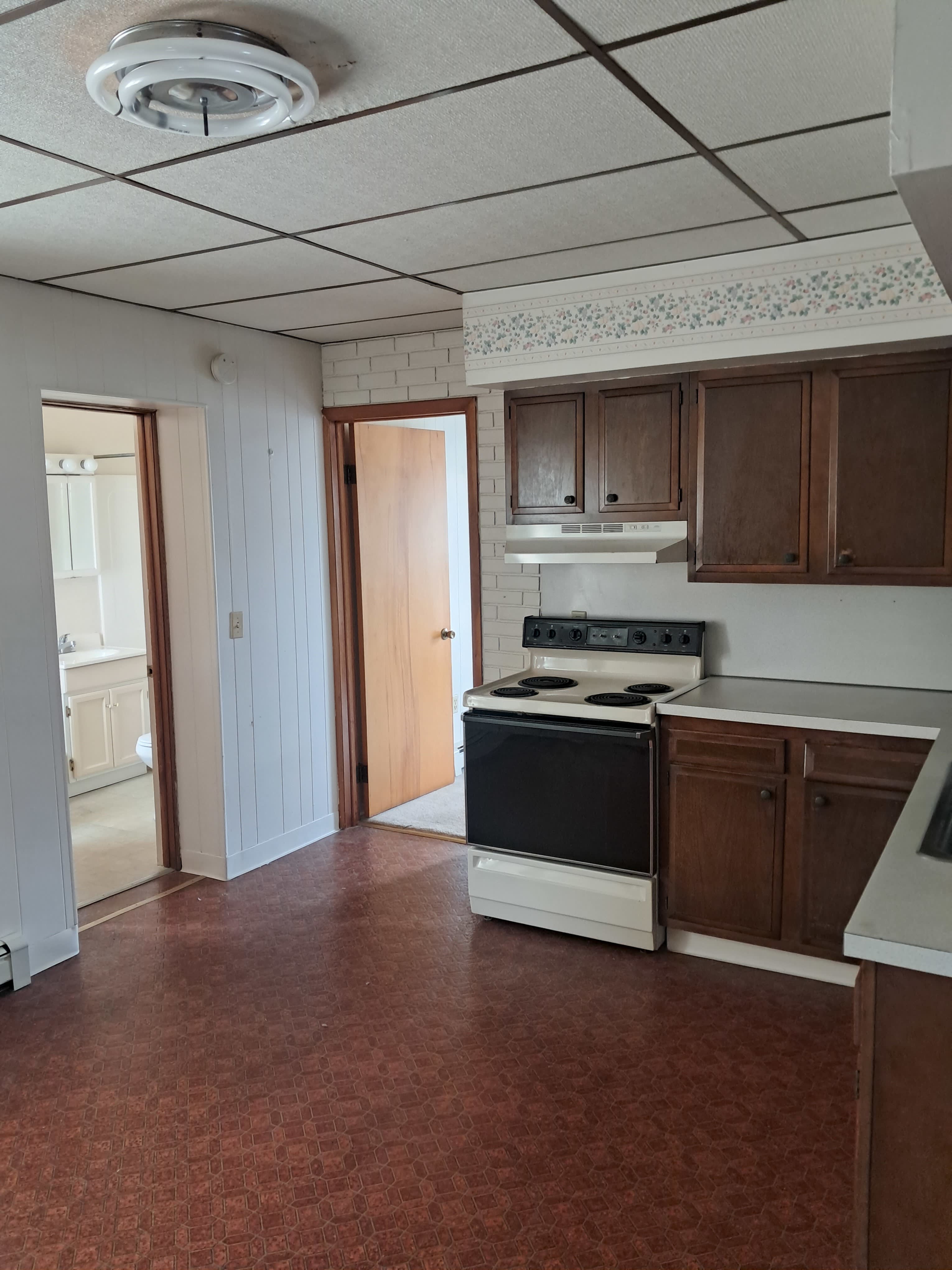 253 Hudson Avenue – photo 3