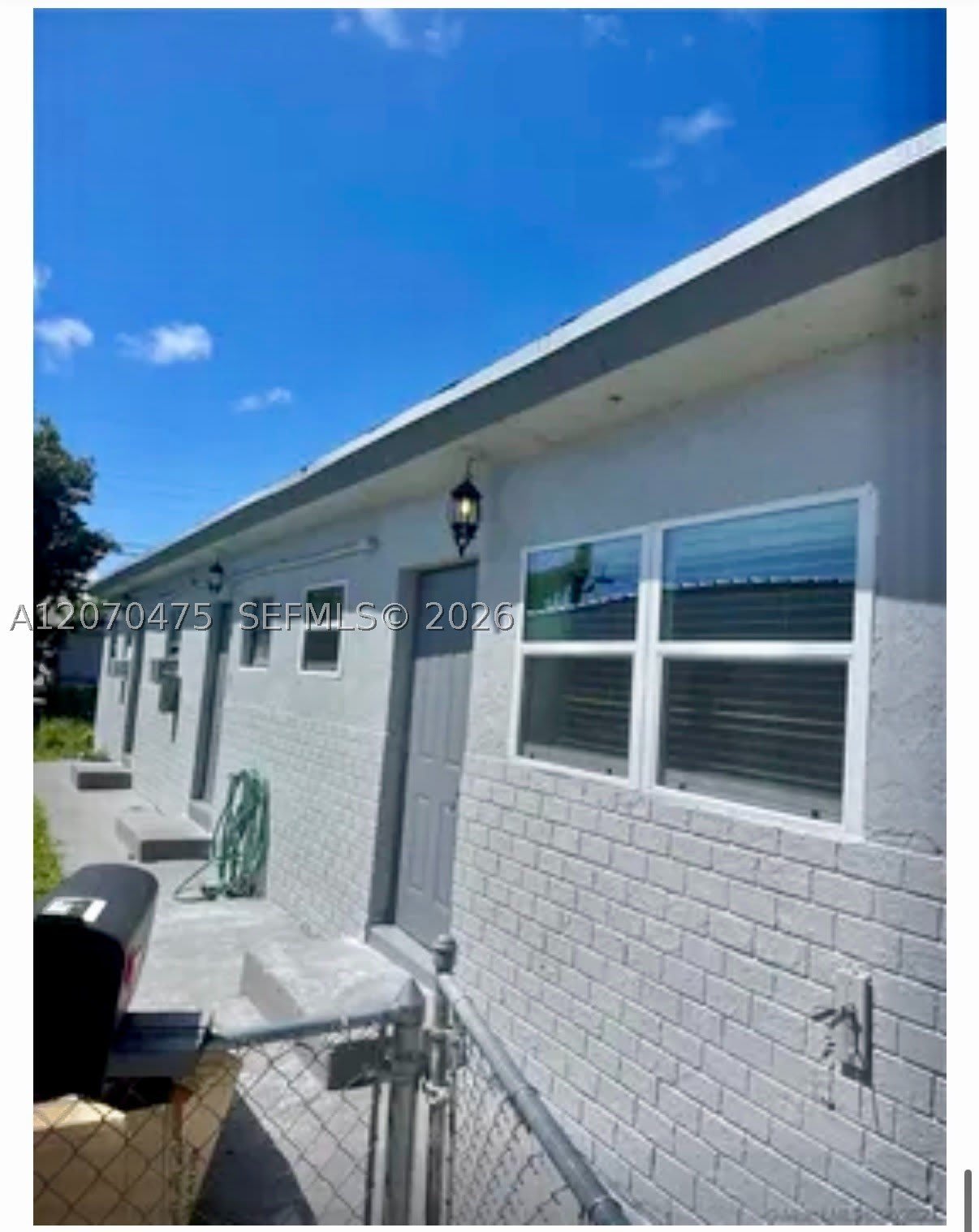 741 NW 4th St – photo 1