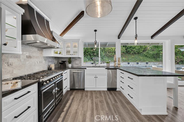 3500 Surfview Lane – photo 2