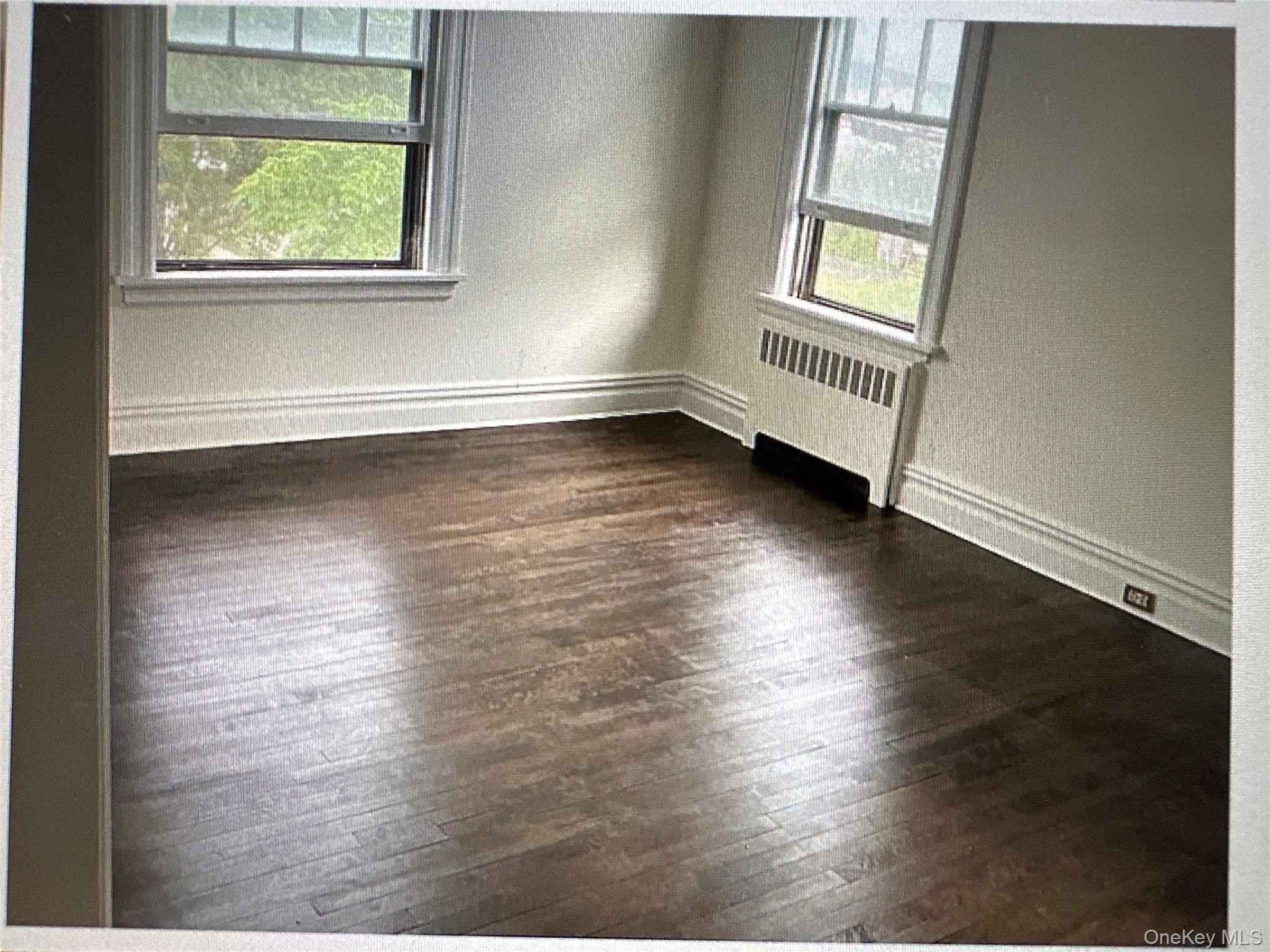 42 Vernon Avenue – photo 4