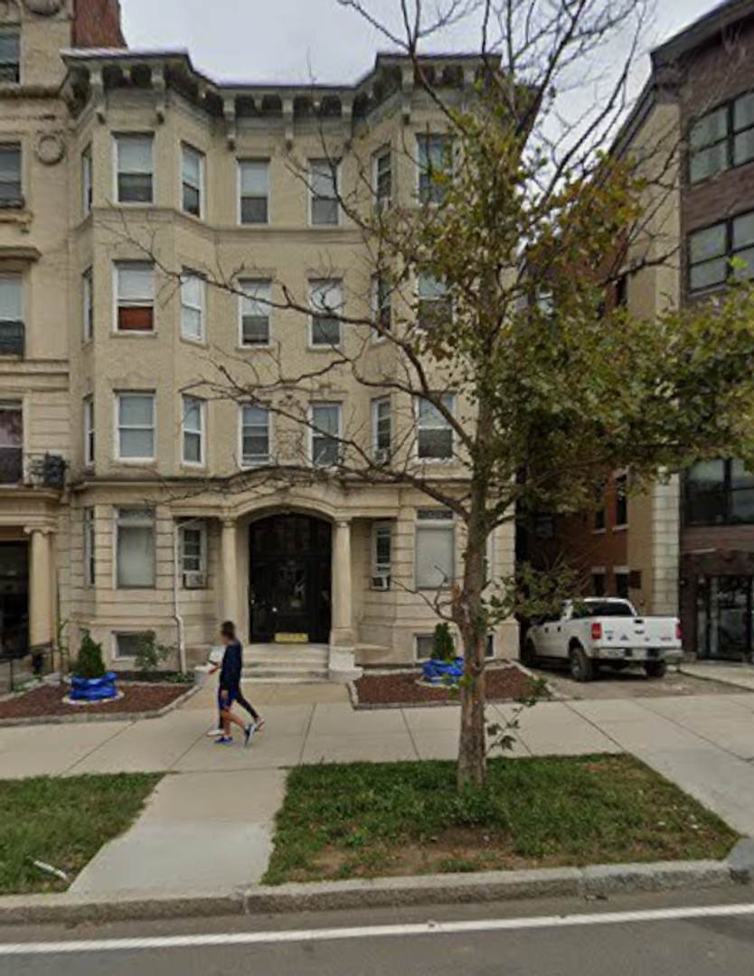 2 Bed Split in Fenway – photo 2