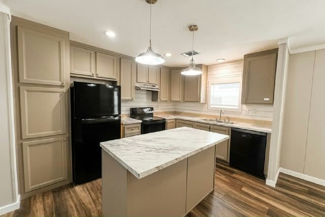 269 Barrow St – photo 4