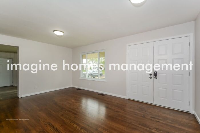 5365 Butler Hill Estates Drive – photo 4