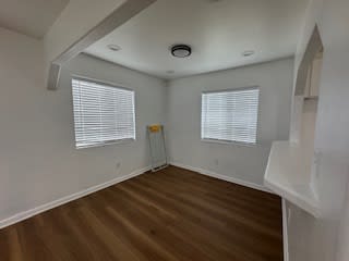 1309 W 96Th St – photo 3