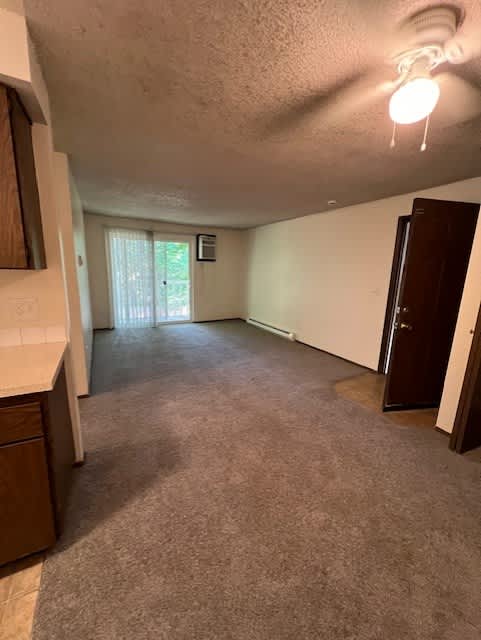 419 E Hawthorne Rd – photo 2