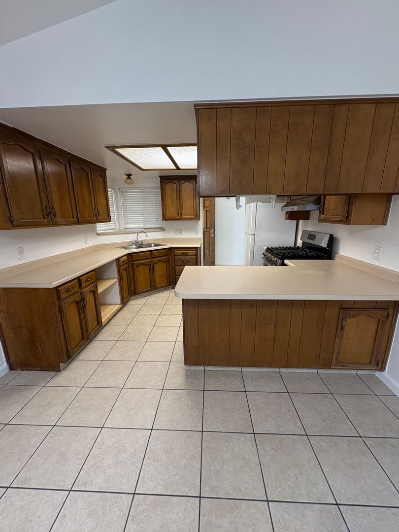 Home in Visalia Now Available! – photo 4