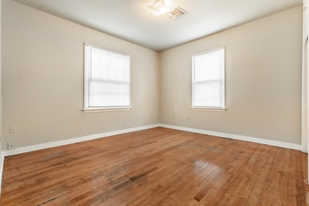 1216 East Campbell Street – photo 4