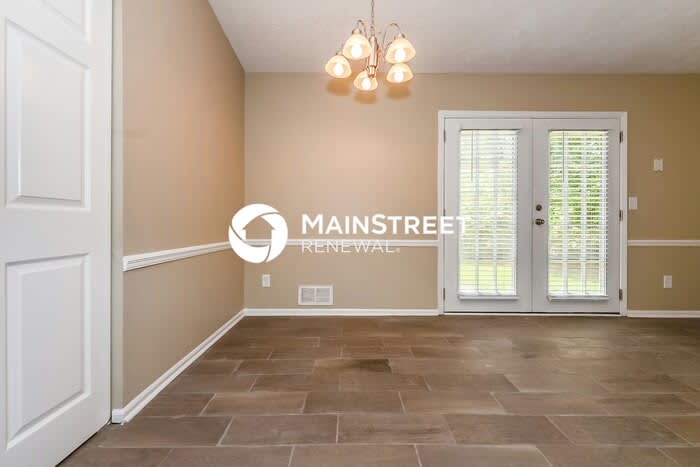 3275 Creekwood Drive – photo 2