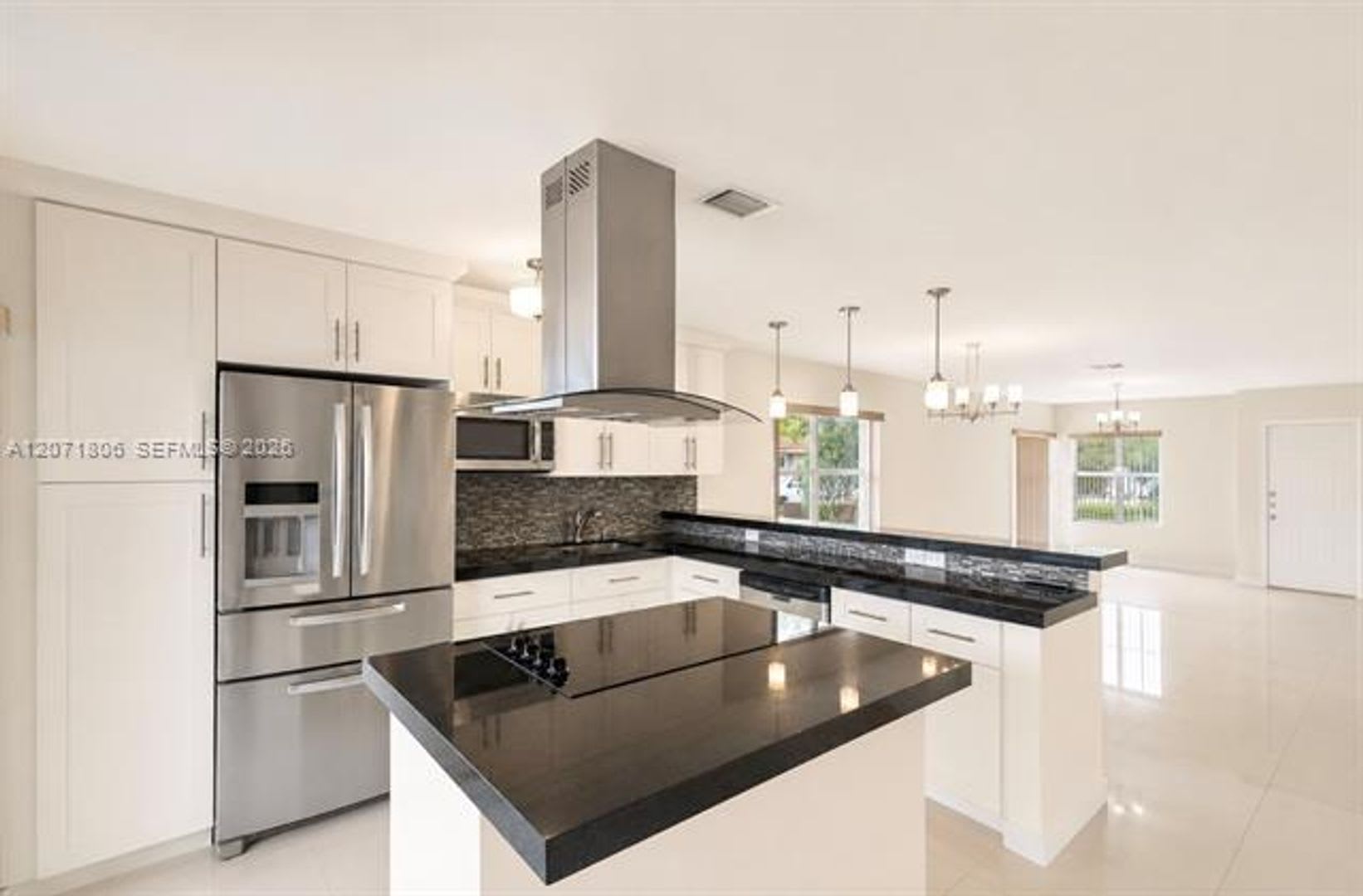 2561 W 60th Pl th 102-1, Hialeah, FL 33016 – photo 2