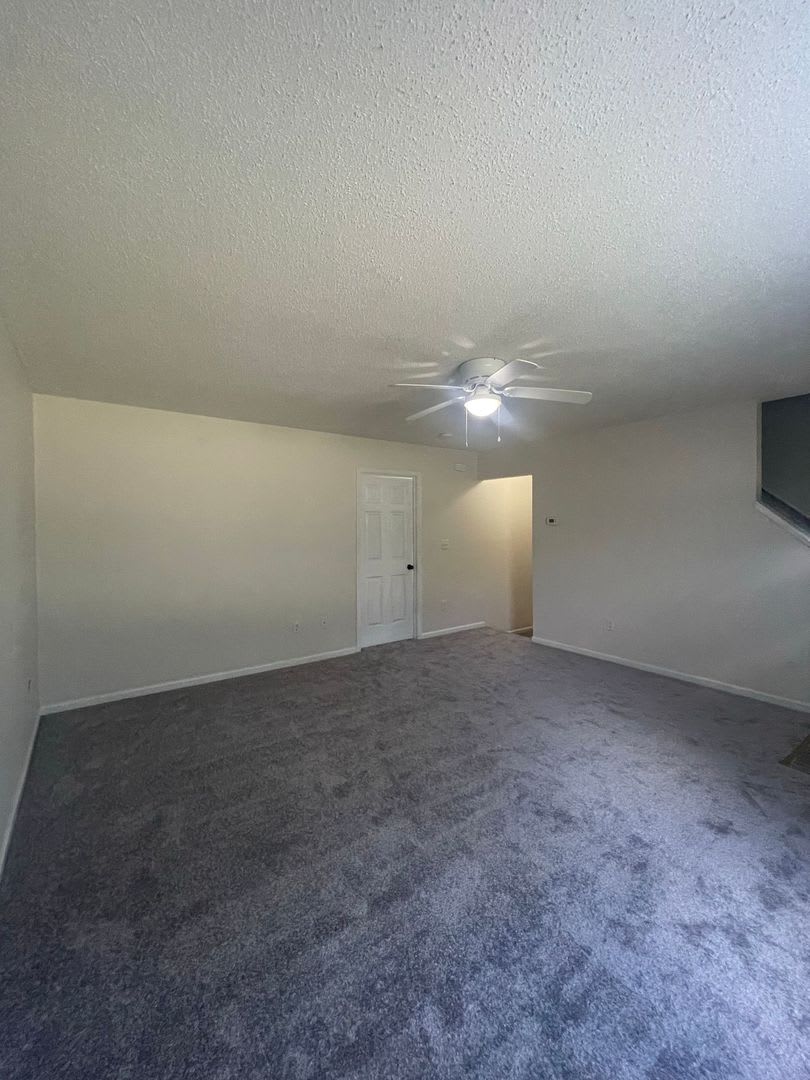 Devon Lane 1334 – photo 4