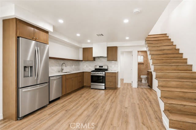 1122 Beachwood Drive – photo 4