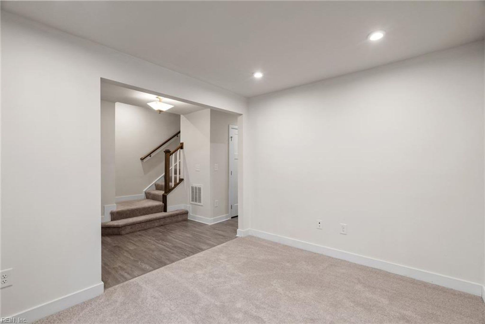 Newer Construction 3 Story Condo! – photo 4