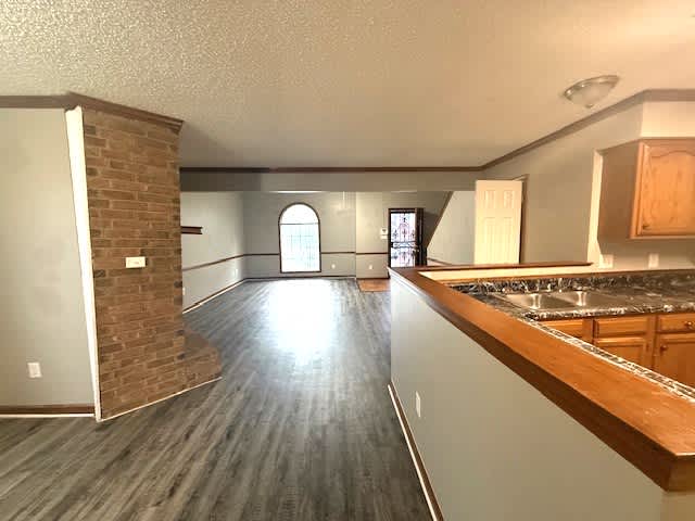 4230 Cedartree Dr – photo 3